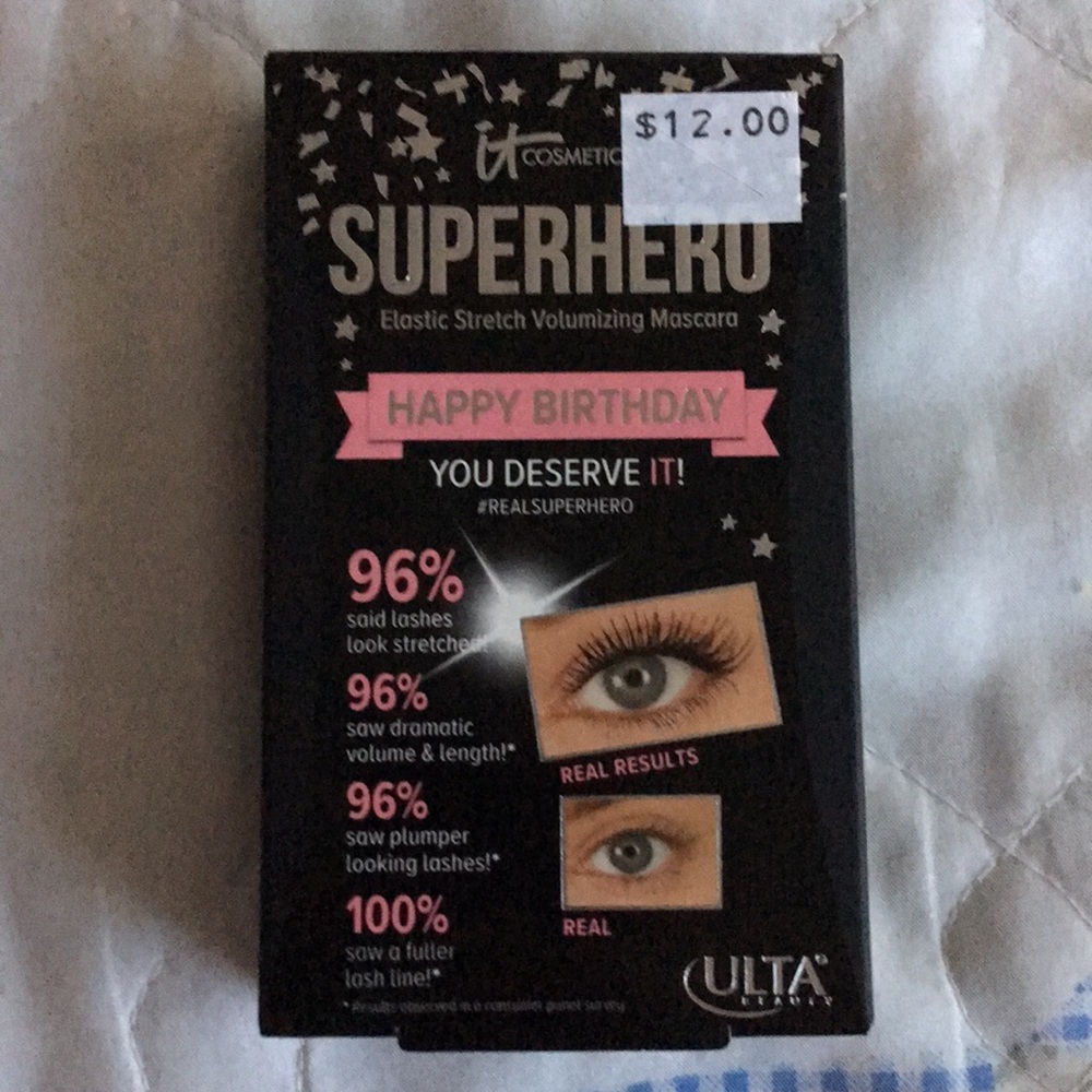 Superhero Elastic Stretch Volumizing Mascara
